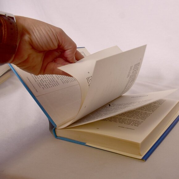 Growing Closer: The Intimacy of Love And Friendship by Marie Chapian - Picture 5 of 7